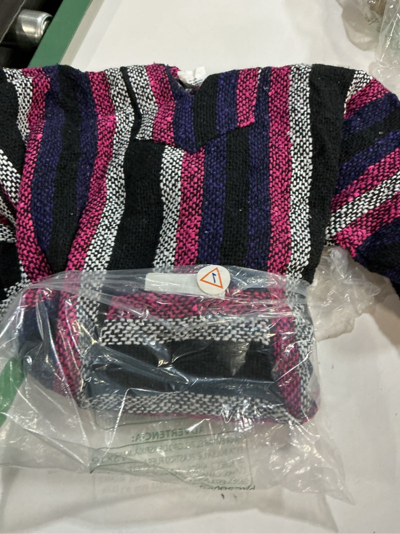 Condition photo showing Good Condition for (Size:M)Cuitáxi drug rug -mexico sweater - baja jacket - baja poncho - mexican poncho - boho hoodie -mexican hoodie - Medium Pink