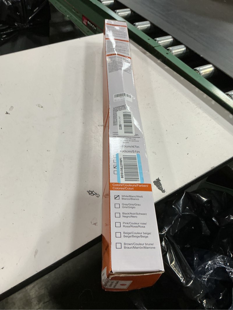 Condition photo showing New/Like New for veraste retractable baby gate for doorways and stairs, mesh safety gate for pet, indoor & outdoor use, one-hand operation, easy installation, 33.6" tall, expands to 71" wide?white,33.6"x71"? 33x71 inch white