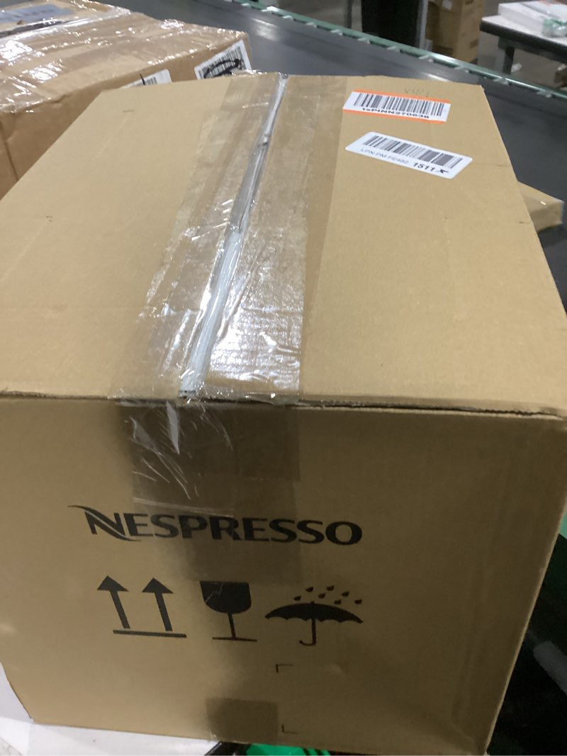 Condition photo showing Good Condition for nespresso vertuo pop +