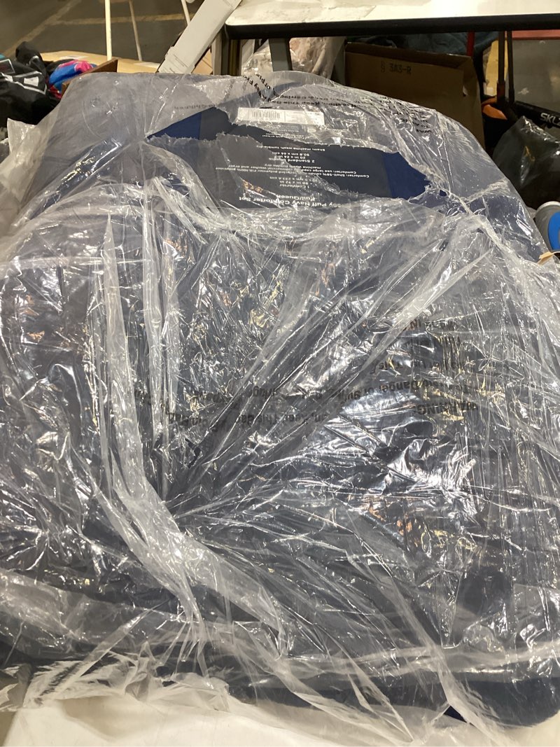 Condition photo showing Good Condition for full/queen jersey puff comforter set navy blue - the hollister collection at target