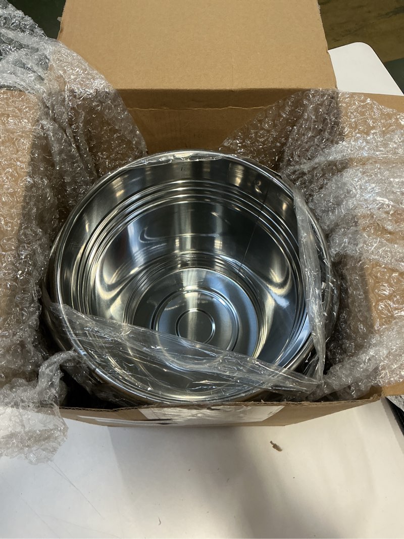 Condition photo showing New/Like New for Hicarer 6 Pcs Stainless Steel Dog Water Bucket, Heavy Duty Stainless Steel Bucket Water Pails for Dogs Pets, for Kennels Farms Fences Cages (4.2 Quart) 4.2 Quart 6