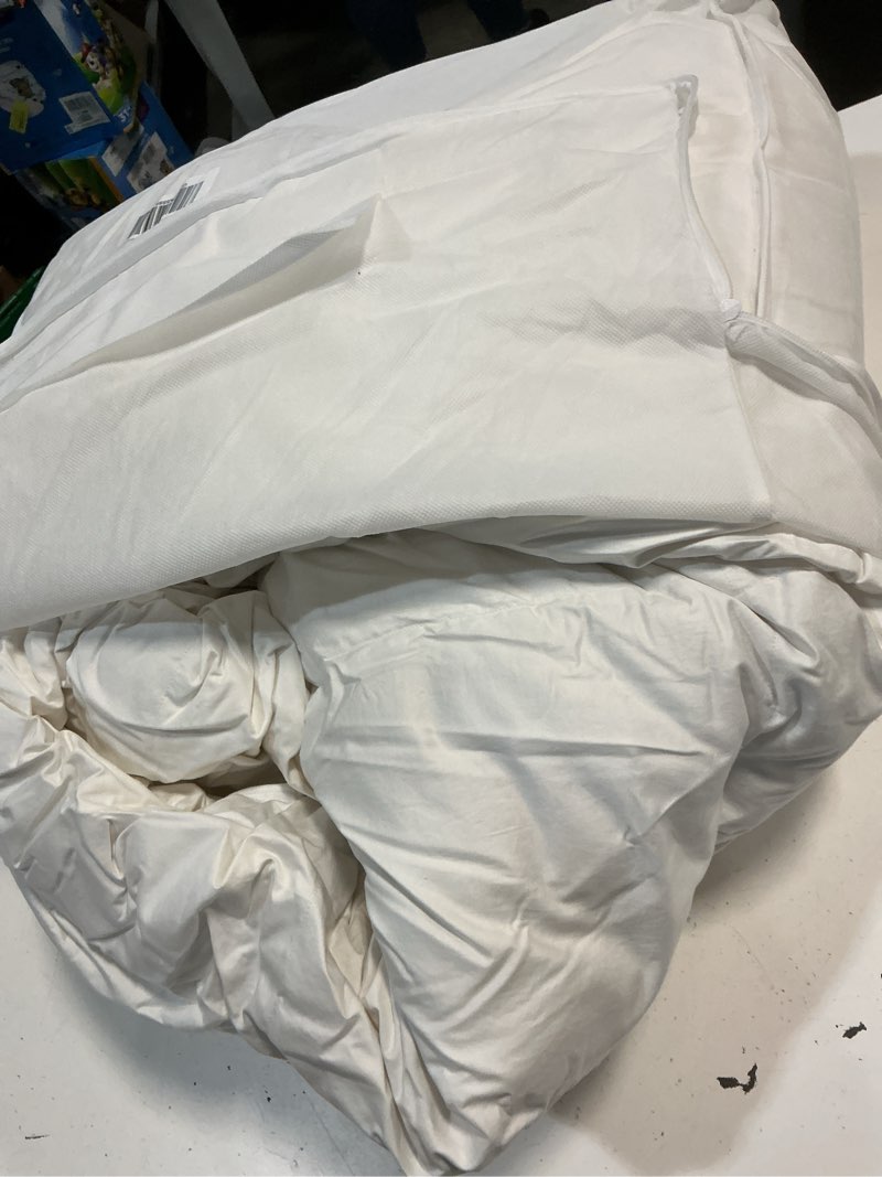 Condition photo showing As Is for quince luxe goose down comforter, king/cal king, white