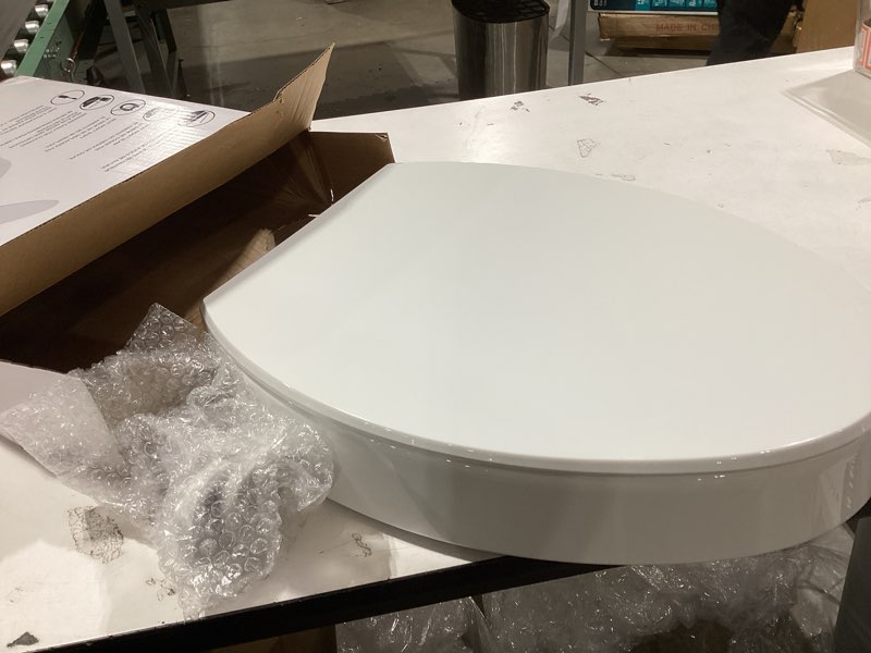 Condition photo showing Good Condition for KOHLER 25875-0 Hyten 3" Height, Elevated Soft Close Elongated Toilet Seat, Contoured Seat with Grip-Tight Bumpers, Quick-Attach Hardware, No Slam Toilet Seat, White White Elongated