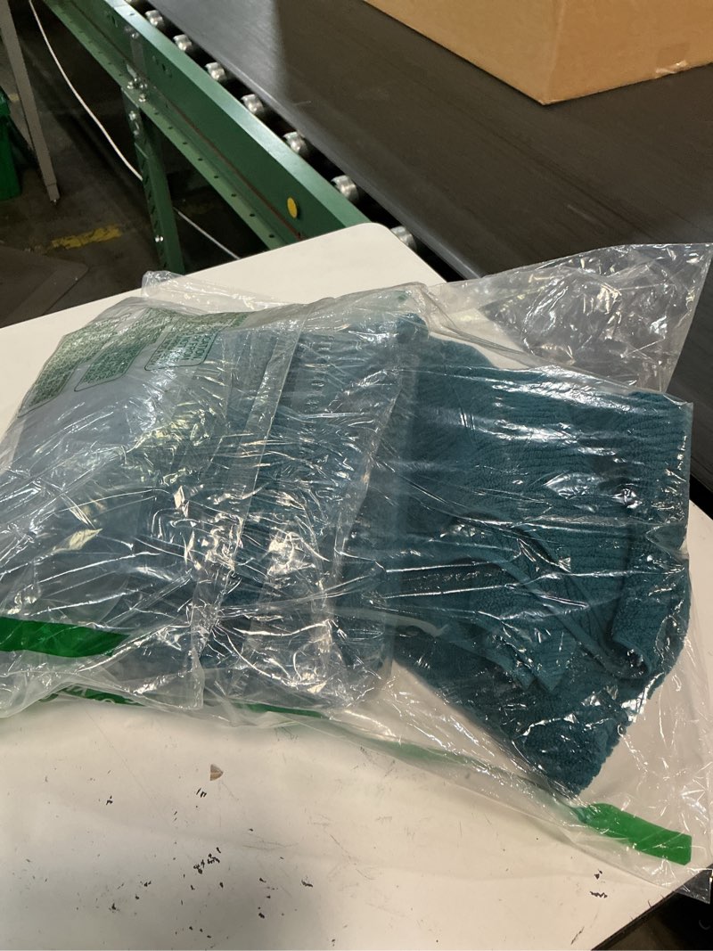 Condition photo showing Good Condition for bathroom towels, 6 piece towel set - cotton | soft | quick dry | thick | lightweight, 2 large bath 30"x56", 2 hand 18"x28", 2 washcloths 13"x13", guest towel set, deep turquoise gift towel, dark teal 6 pc bathroom towel set deep turquoise