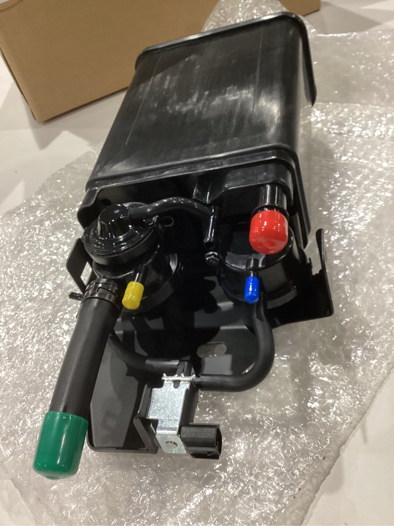 911-632 Vapor Canister Compatible with Toyota Sienna 2001-2003 Part Number CP1587, 7774008042, 4B108