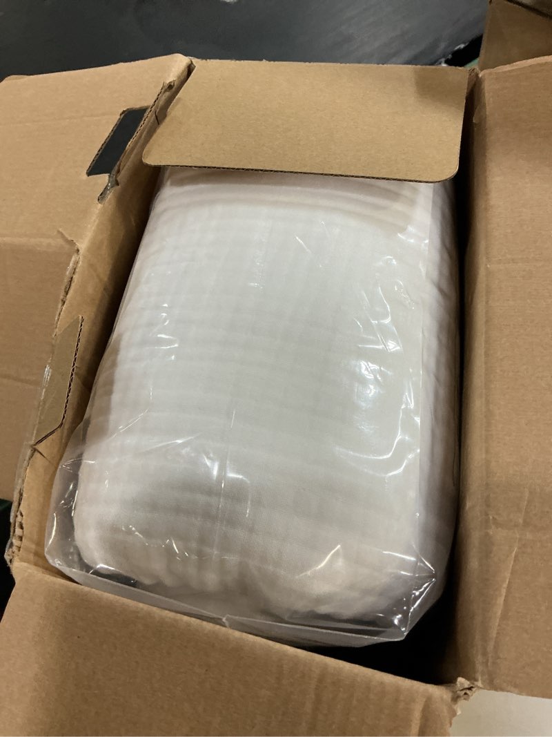 Condition photo showing New/Like New for bedsure 100% cotton muslin blanket king size for bed - 4-layer breathable and lightweight thin soft summer gauze muslin blanket for adults, white, 108x90 inches 03 - white king (108" x 90")