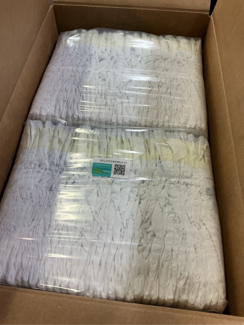Condition photo showing New/Like New for pampers swaddlers diapers, size 5 (20-37 lbs), 132 count, absorbent, keeps baby dry and comfortable, skin safe disposable baby diaper (packaging may vary) size 5 132