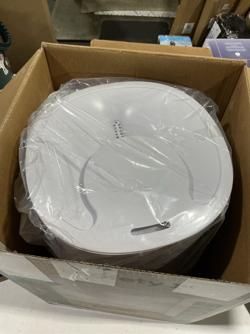 Condition photo showing Good Condition for Safety 1st Connected Smart Humidifier — 1 Gallon (3.8L) Tank Size, Cool Mist Humidifier with Hygrometer and Nightlight, and Whisper Quiet for Baby Bedroom, Nursery, iOS and Android Compatible