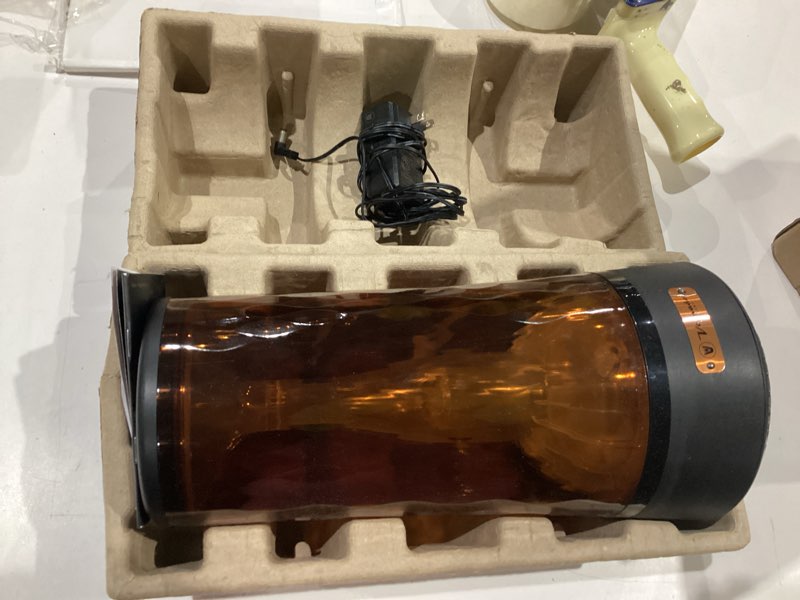 Condition photo showing Good Condition for vornado lucerna 1 alchemy ultrasonic humidifier with ambient light, 0.5 gallon capacity, 24 hour runtime, modern luxury design, auto shut-off