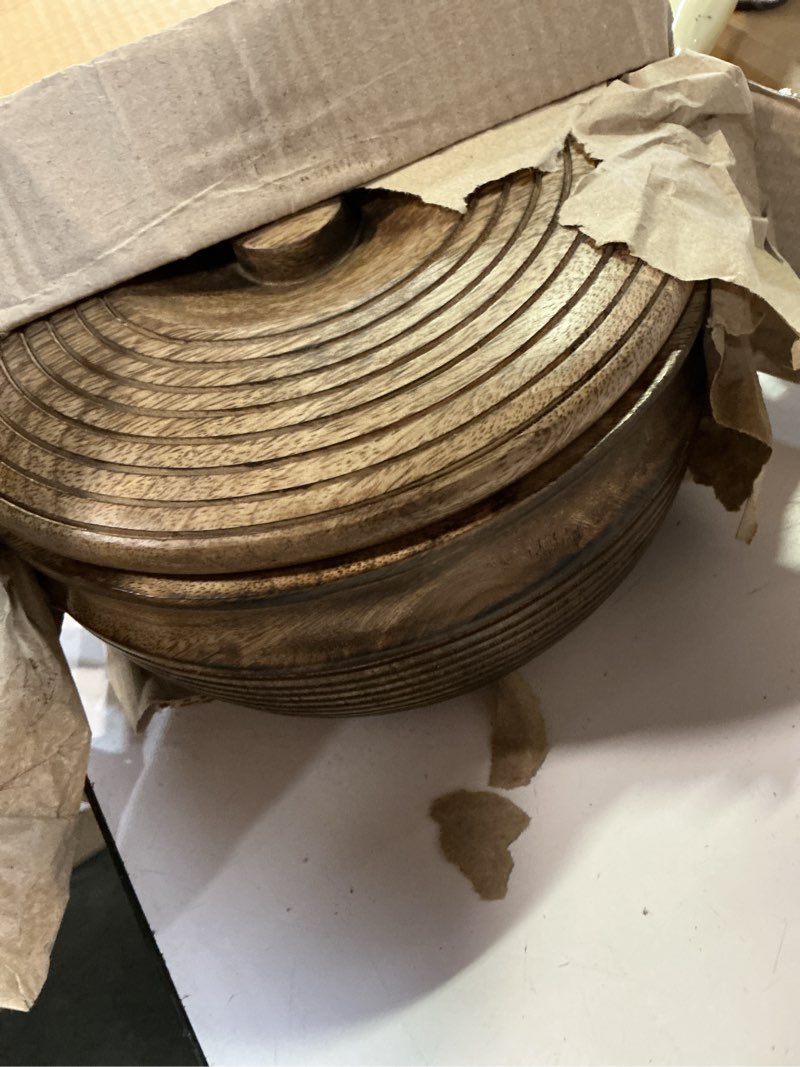 Condition photo showing Good Condition for handcrafted wooden mexican tortilla warmer basket indian chapati roti bread holder box pancake keeper serveware hot pot casserole dish with lid home kitchen dining decor, natural brown, 9 x 3.5 inches