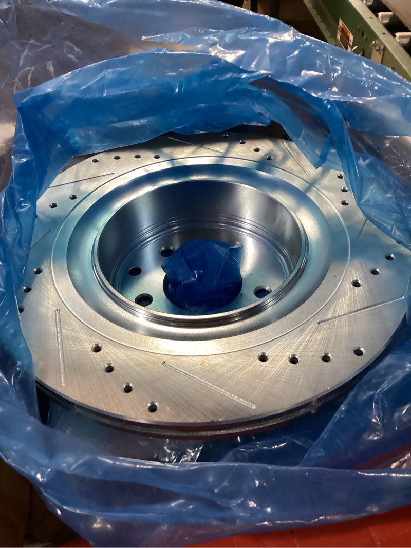 Condition photo showing Good Condition for a-premium 13.78 inch (350mm) rear drilled and slotted disc brake rotors + ceramic pads kit compatible with select nissan and infiniti models - 370z 2009-2020, z 2023, g37 2008-2013, q60, 6-pc set