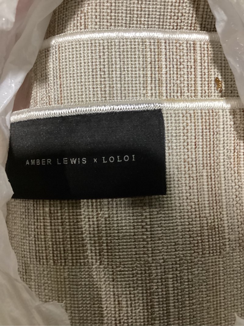 Condition photo showing Good Condition for loloi amber lewis monty collection mot-03 ivory/beige 6'-7" x 9'-3", .50" pile height, area rug
