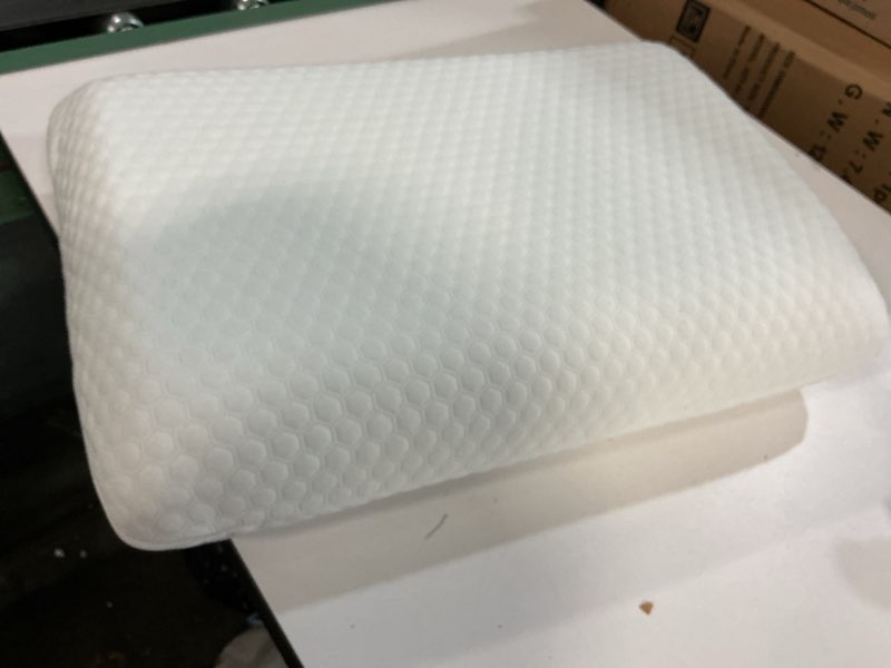 Condition photo showing Good Condition for NEWBULIG Cooling Gel Memory Foam Pillow for Neck Pain Relief - Queen Size Bed Pillows for Side & Back Sleepers, Breathable Mesh with Washable Cover, CertiPUR-US & Oeko-TEX Certified, 1 PCS Cream Cream 1 PCS