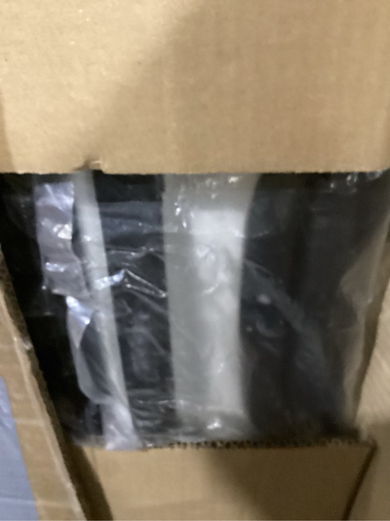 Condition photo showing Good Condition for Samsonite Winfield 2 Hardside Expandable Luggage with Spinner Wheels, Checked-Large 28-Inch, Brushed White Checked-Large Spinner Brushed White