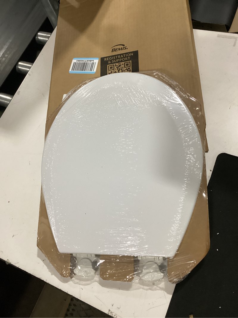 Condition photo showing New/Like New for bemis round enameled wood toilet seat in cotton white with easy•clean hinge
