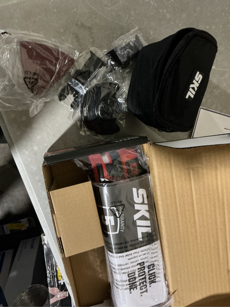 Condition photo showing Good Condition for skil pwrcore 12 brushless 12v oscillating tool kit with 40pcs accessories including 2.0ah lithium battery and pwrjump charger - os592702, red
