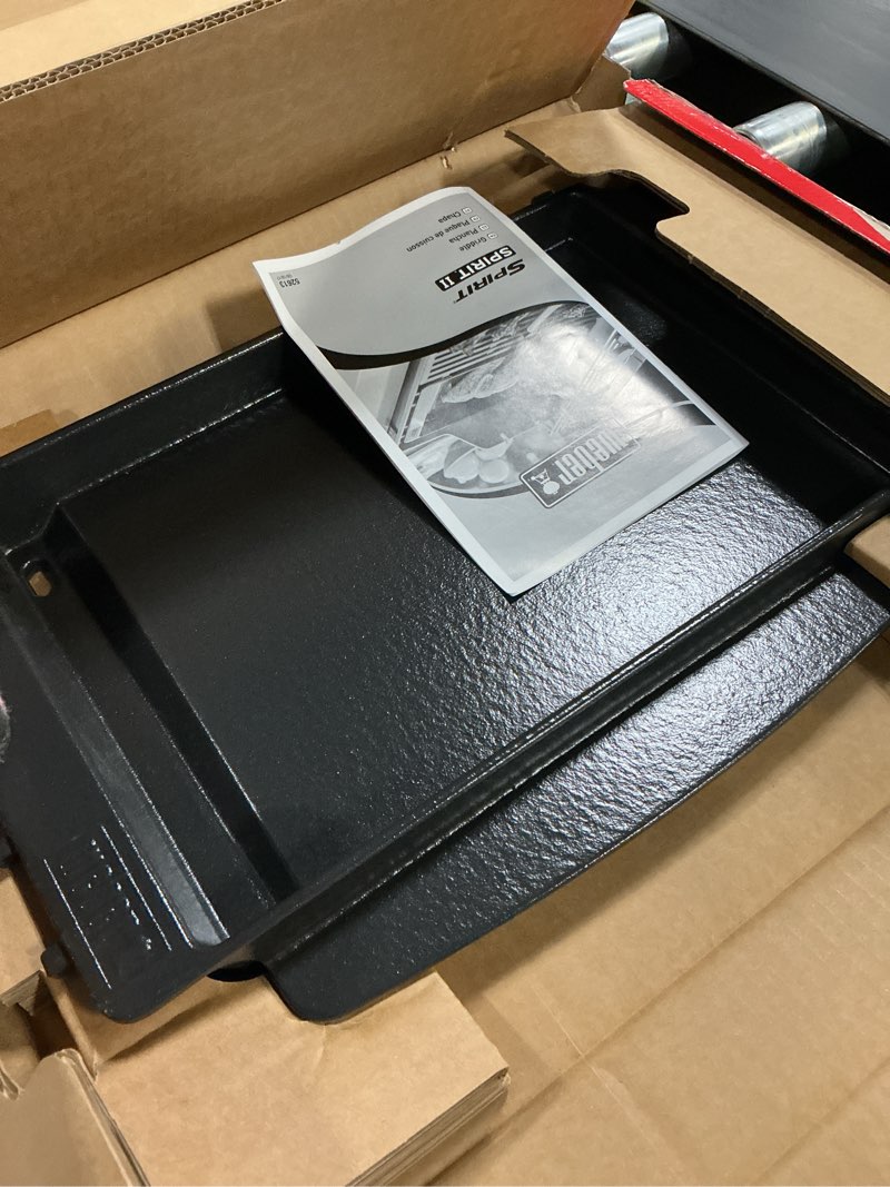 Condition photo showing Good Condition for weber grill griddle for spirit grills – porcelain?enameled cast?iron, superior heat retention, non?stick surface, compatible with spirit (2025+) & spirit/spirit ii 2 and 3 burners (2016–2024)