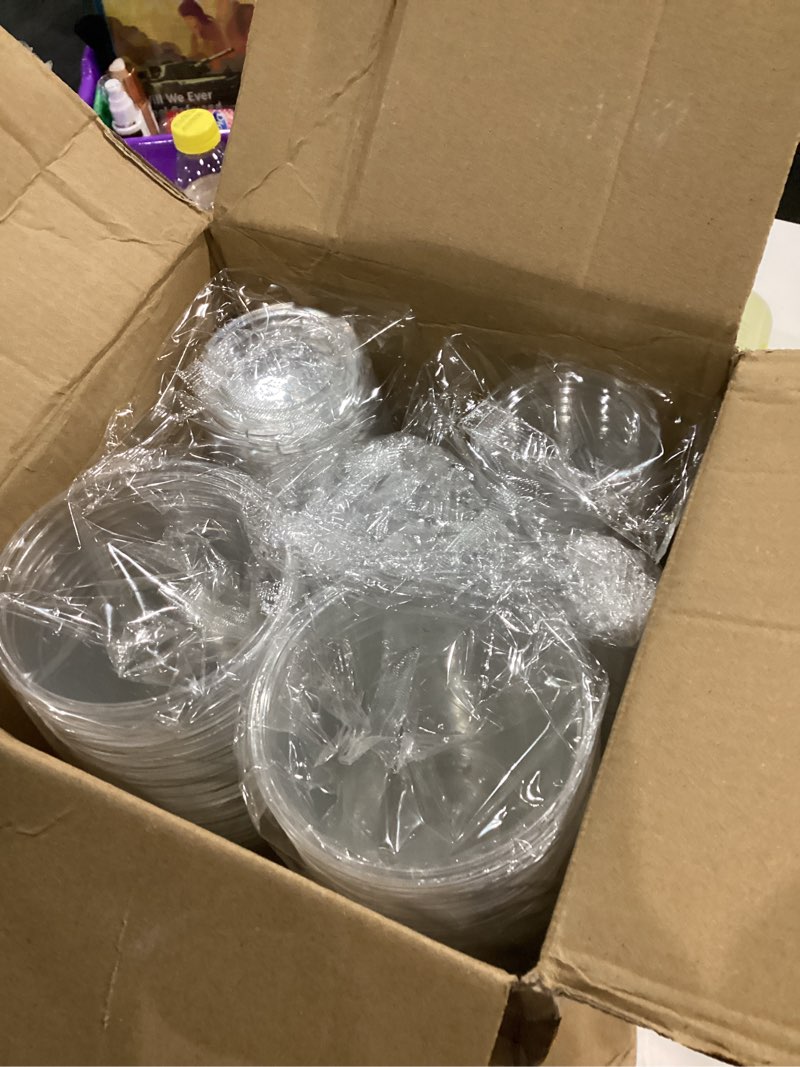 Condition photo showing Good Condition for Lamosi 100 Pack 16 oz Clear Plastic Cups with Lids and Straws, Disposable Plastic Coffee Cups with Lids for Iced Coffee, Cold Beverages, Smoothies and To-Go Drinks 16 OZ - 100P