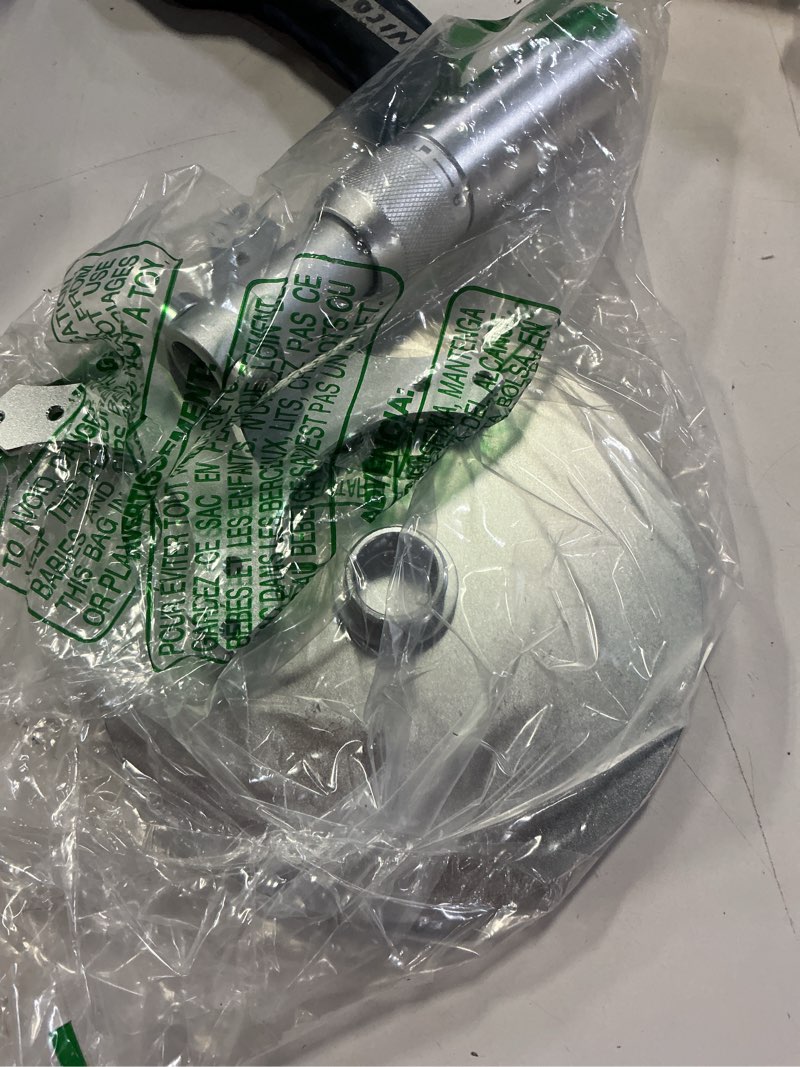 https://lotting-media.assets.bidfta.com/lotting_6c600e05-993b-430f-8348-33f81e29ce2d