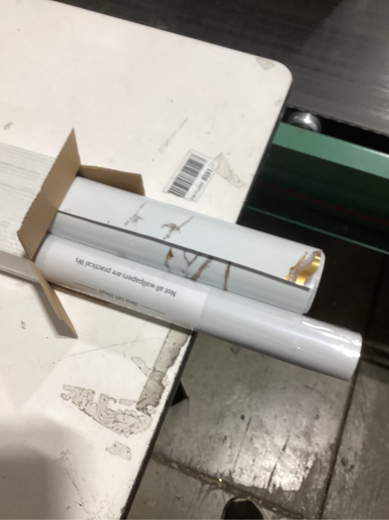 Condition photo showing Good Condition for practicalWs Glossy Marble Wallpaper Peel and Stick White/Gold Granite Contact Paper Removable Wall Paper for Kitchen Countertop Cabinet Furniture 23.6" x 118" 23.6" x 118" Gold/White