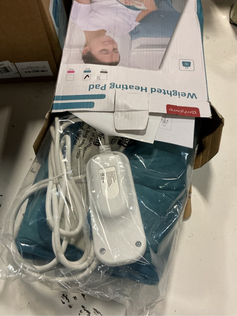 Condition photo showing Good Condition for comfytemp weighted heating pad for back & period, fsa eligible electric heat pad, birthday gift for women men mom dad & father day gifts, 2.2 lb hsa neck shoulder heated pad, 2h auto-off, 12x24, blue navy blue 12"x24"