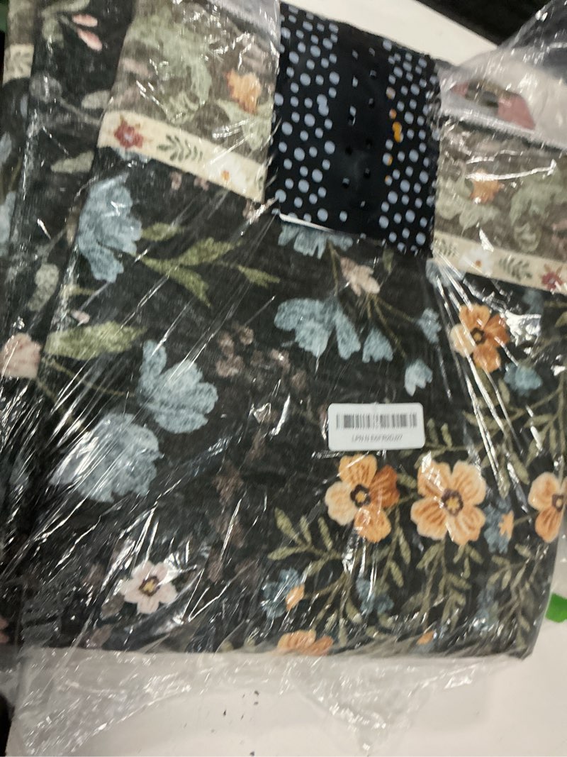 Condition photo showing Good Condition for 3x5 entryway rug washable rugs: non-slip floral entry rug area rug for living room indoor floor kitchen bedroom - soft thin door mat carpet for boho vintage home decor (3x5, black) black rectangular 3x5