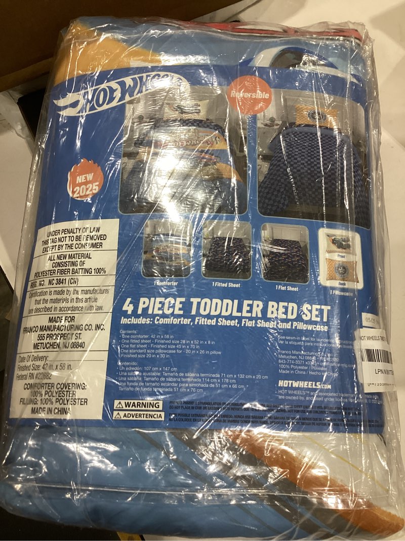 Condition photo showing Good Condition for Hot Wheels Race Track 4 Piece Toddler Bed Set – Super Soft & Cozy Reversible Microfiber Comforter and Sheets (Officially Licensed Product) by Franco Hot Wheels 4 Piece Toddler Size