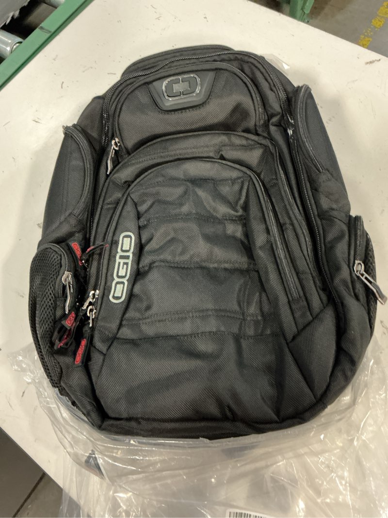 Condition photo showing New/Like New for ogio gambit 17 laptop backpack (black)