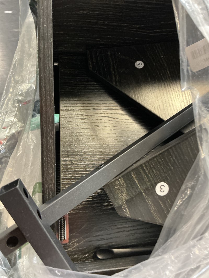 https://lotting-media.assets.bidfta.com/lotting_6c7bc61e-eecf-497d-b176-f5966b920c2c