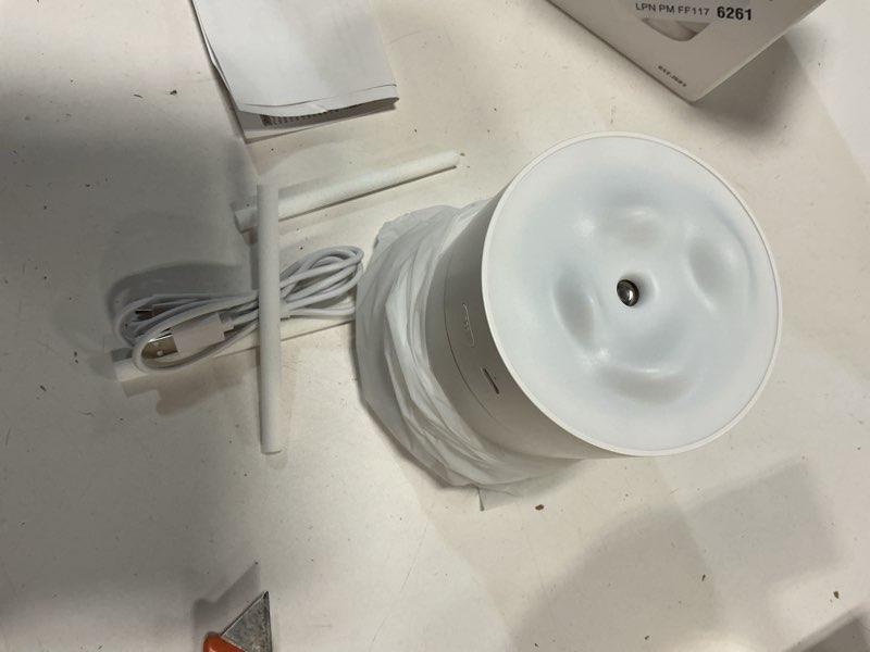 Condition photo showing New/Like New for Portable Mini Humidifier, 500ml Small Cool Mist Humidifier, USB Personal Desktop Humidifiers for Baby Bedroom Travel Office Home, Auto Shut-Off, 2 Mist Modes, Super Quiet, White