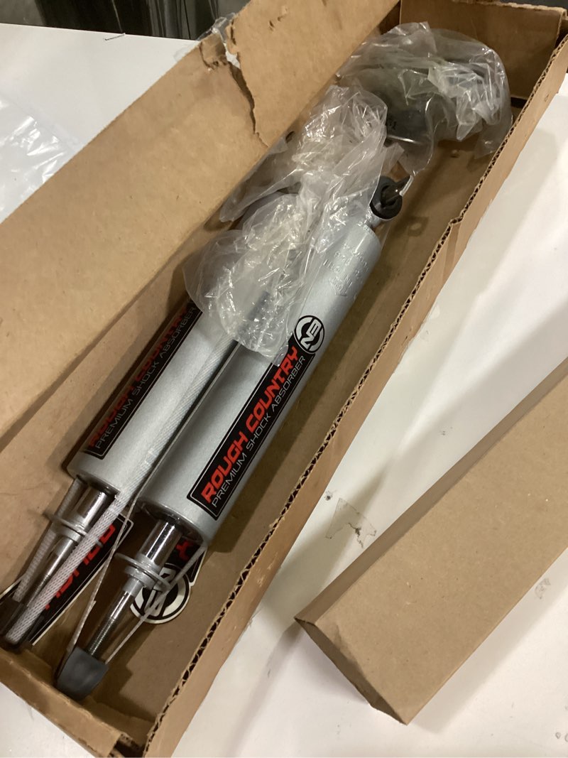 Condition photo showing Good Condition for Rough Country 0-4.5" N3 Rear Shocks for 17-22 Ford Super Duty - 23190_A