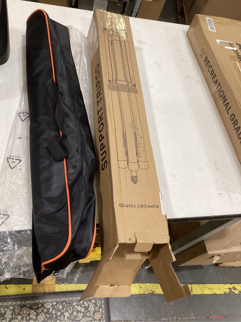 Condition photo showing Good Condition for freesea adjustable extension boom arm for light & c-stands - 67" to 22" lightweight portable adjustable flash and fill light for photography lighting? mt-h1