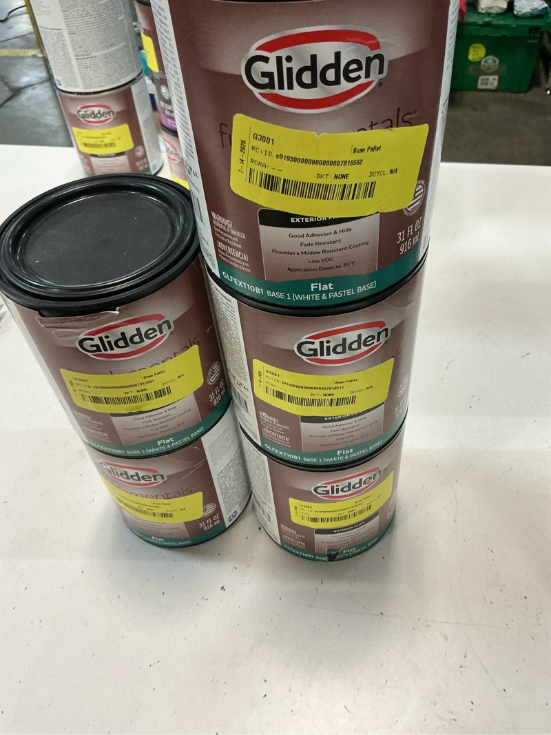 Condition photo showing New/Like New for (5 pack)glidden fundamentals exterior paint flat white pastel base quart