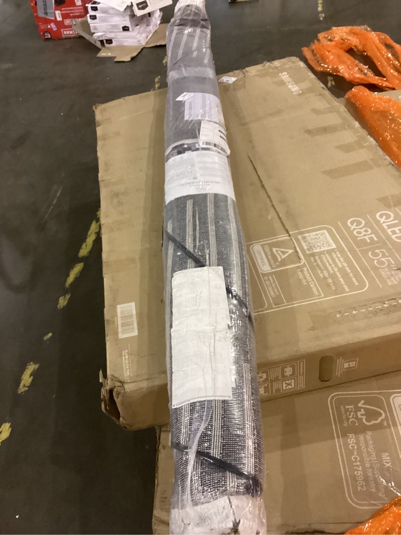 Condition photo showing Good Condition for Rugshop Bohemian Stripe Stain Resistant High Traffic Living Room Kitchen Bedroom Dining Home Office Round Area Rug 8' Black Black 8' (Round)