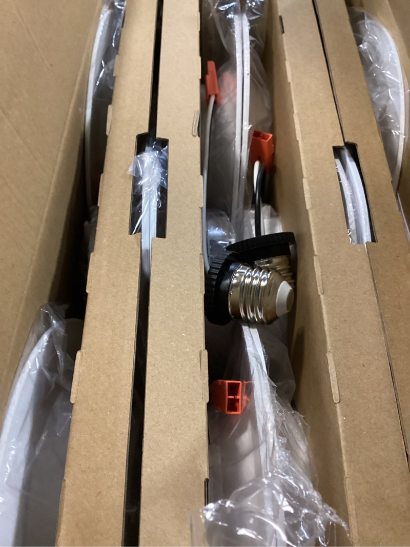 Condition photo showing New/Like New for ensenior 5/6 inch 5cct led can lights 12 pack, retrofit led recessed lighting, baffle trim, dimmable, 9w=110w, 1000lm, 2700k/3000k/3500k/4000k/5000k selectable, ic rated - etl & fcc 6 inch 12 pack