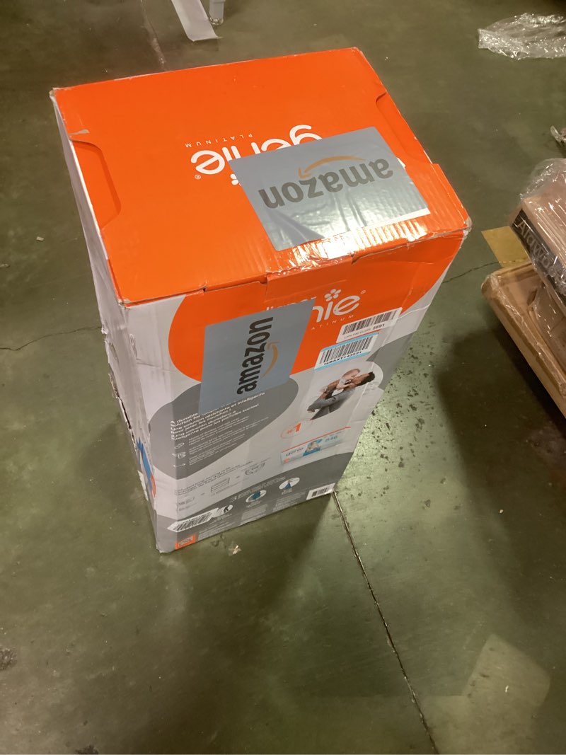 https://lotting-media.assets.bidfta.com/lotting_6ca6a8c9-3ce6-4aab-b4b9-8825d8140b0f