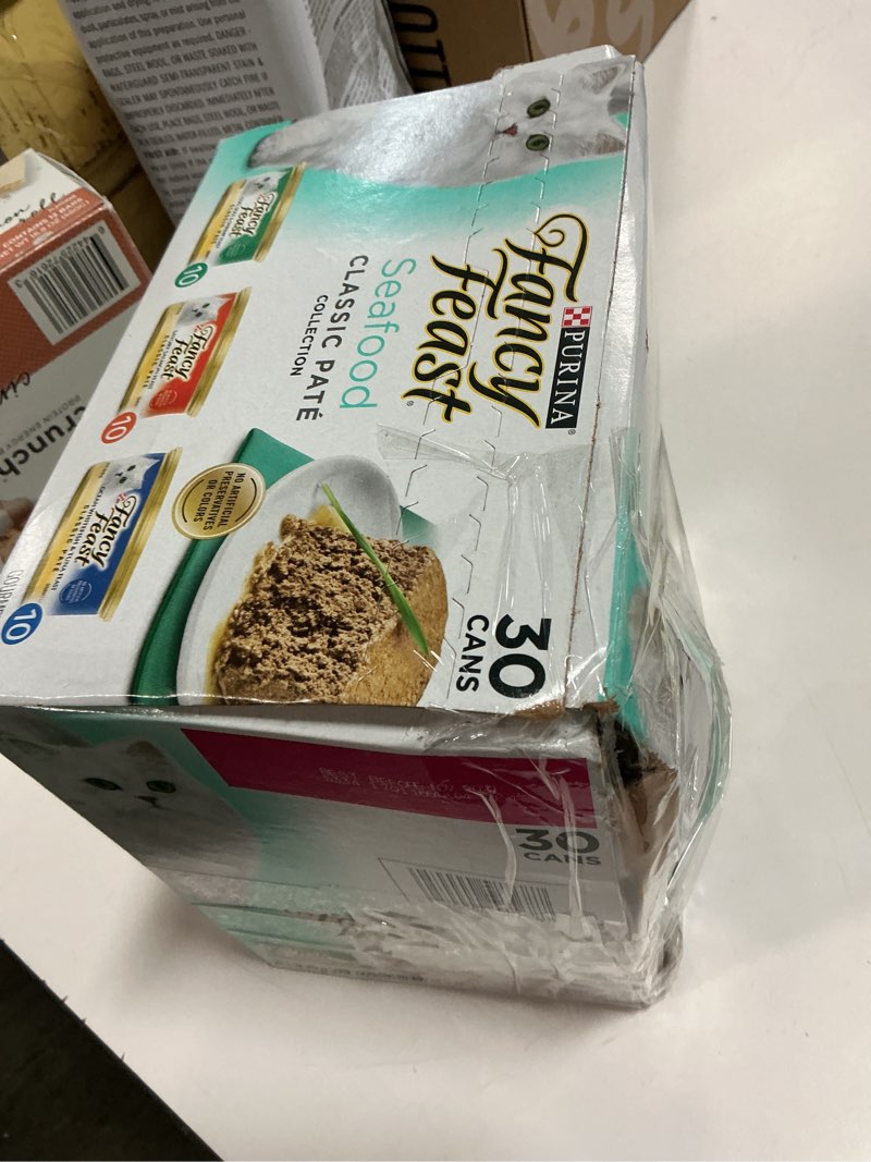 Condition photo showing New/Like New for (Best nov-2027)Purina Fancy Feast Seafood Classic Pate Collection Grain Free Wet Cat Food Variety Pack - (Pack of 30) 3 oz. Cans