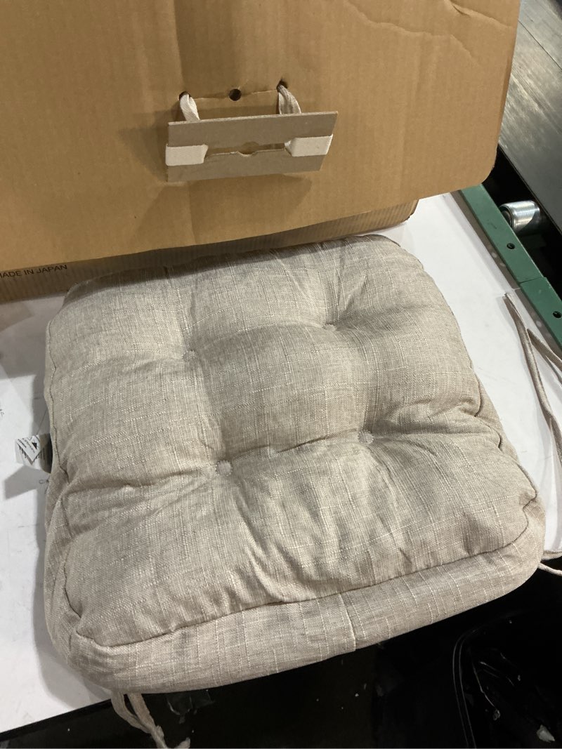 Condition photo showing Good Condition for Chair Cushions, Memory Foam Dining Chair Cushions, Tufted Indoor Chair Pads, Set of 4, 16.5' x 16.5' x 3.5', Beige Beige Pack of 4