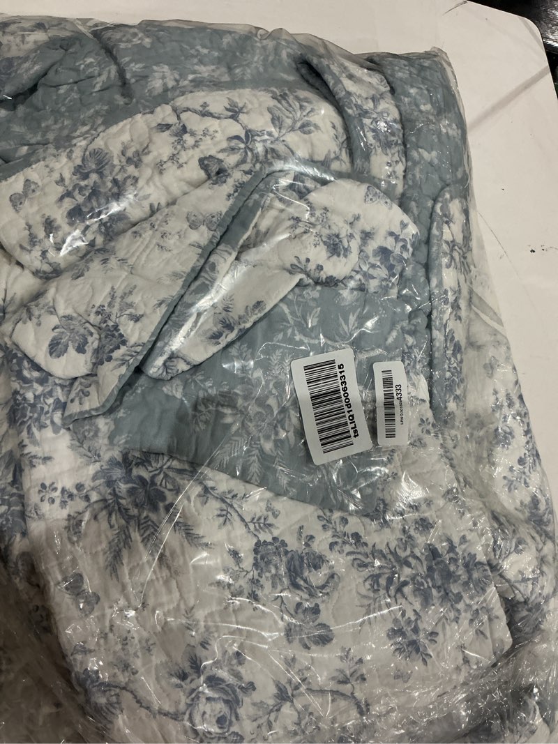 Condition photo showing Good Condition for laura ashley - king quilt set, soft & reversible cotton floral bedding with a medium weight feel, 3 piece bed set with matching pillowcases (walled garden blue) king walled garden blue