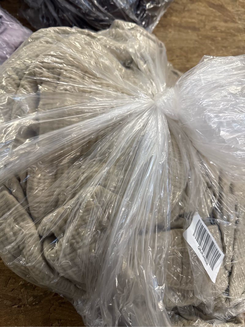 Condition photo showing Good Condition for organic airy gauze blanket, full/queen, dune