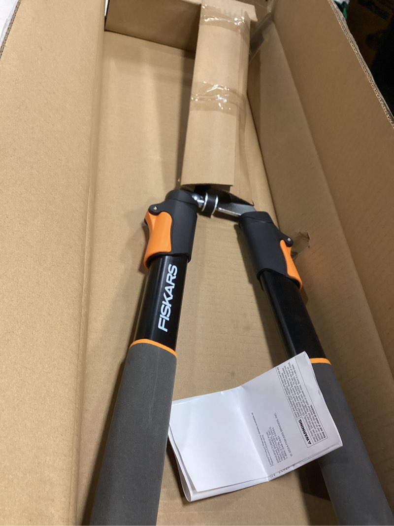 Condition photo showing Good Condition for Fiskars Power-Lever Hedge Shears - 25"-33" Extendable Handle - Plant Cutting Scissors - Yard and Garden Tools - Orange/Black Extendable Power-Lever with 10" Blades