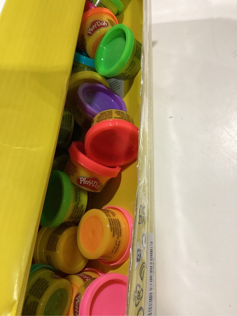 Condition photo showing Good Condition for play doh bulk handout 42-pack of 1-ounce modeling compound cans, back to school gifts, prizes, & party favors, kids arts & crafts, preschool toys, ages 2+ (amazon exclusive)