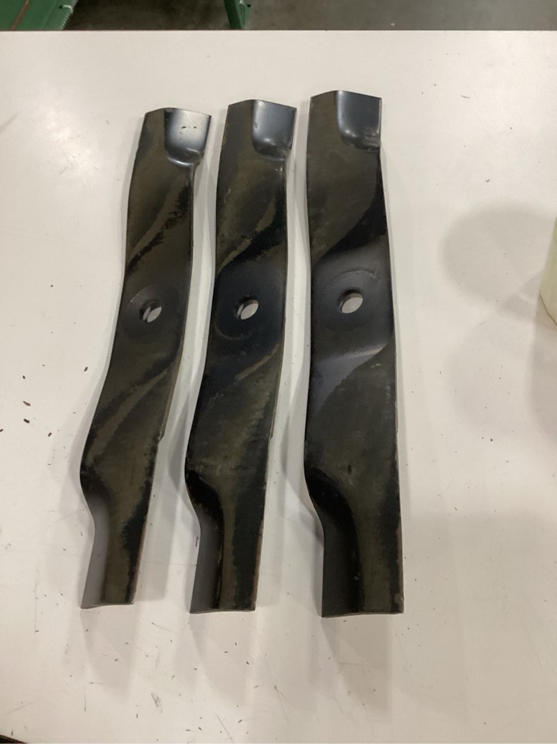 Condition photo showing As Is for genuine oem ferris mulching blade set for 48 inch lawn mower decks/zrt, 400s / 5105631s