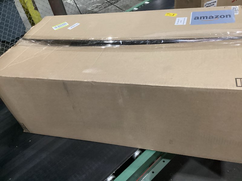 Condition photo showing Good Condition for Untitled Item