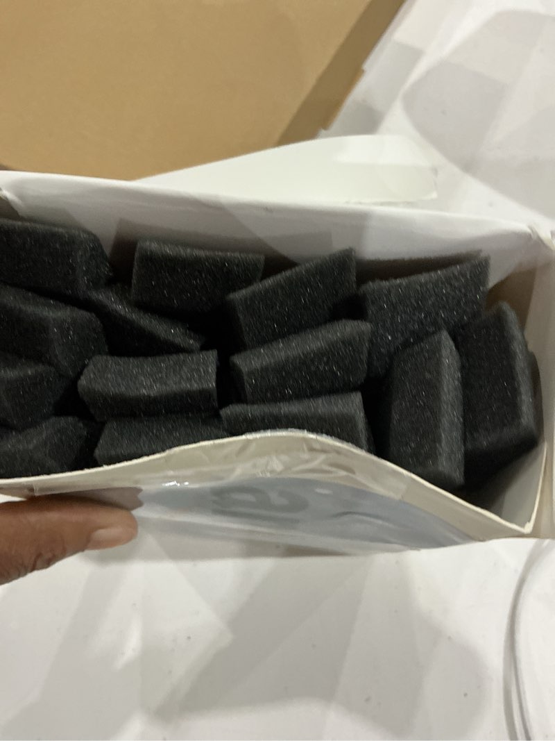 Condition photo showing Good Condition for 24 pcs foam paint brushes, wood handle sponge brushes for painting, staining, varnishes, and diy craft projects (1'', 2'' and 3'') wood color 24 pcs