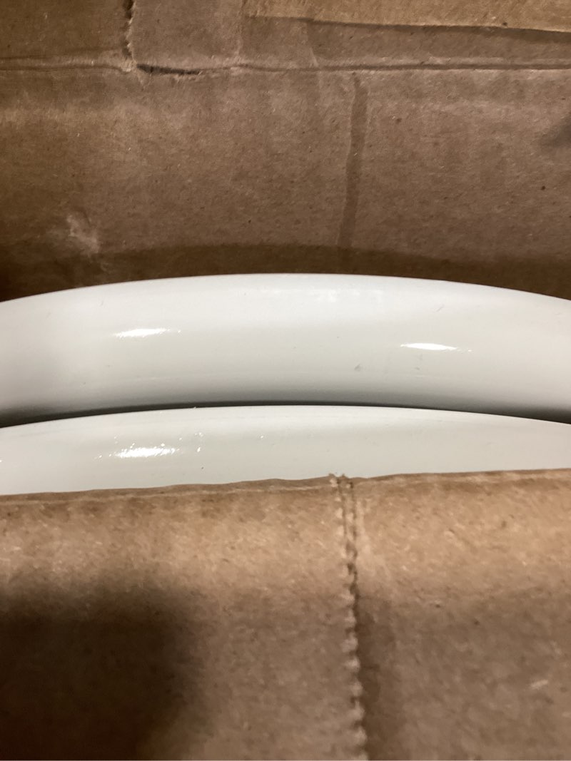 Condition photo showing Good Condition for mayfair linden slow close toilet seat, non slip heavy duty wood, easy install, round, white round traditional hinge