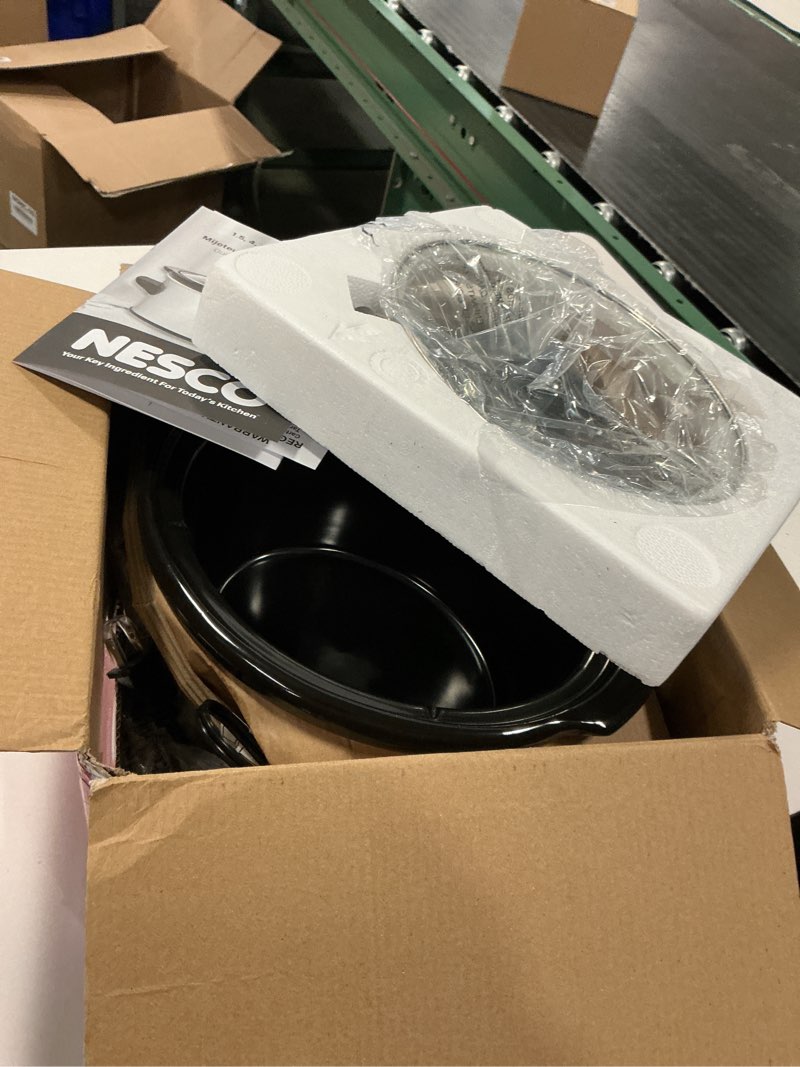 Condition photo showing New/Like New for NESCO SC-4-25, Slow Cooker, 4 Quart, Silver