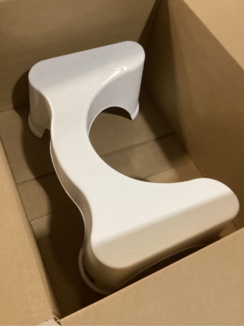 Condition photo showing Good Condition for Squatty Potty The Original Bathroom Toilet Stool, 7 Inch height, White White Original 7"