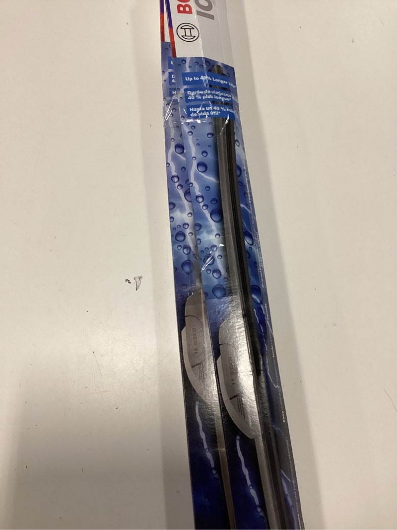 Condition photo showing As Is for bosch 26a20a icon beam wiper blades - driver and passenger side - set of 2 blades (26a & 20a) front (26a & 20a) icon combo pack (front)