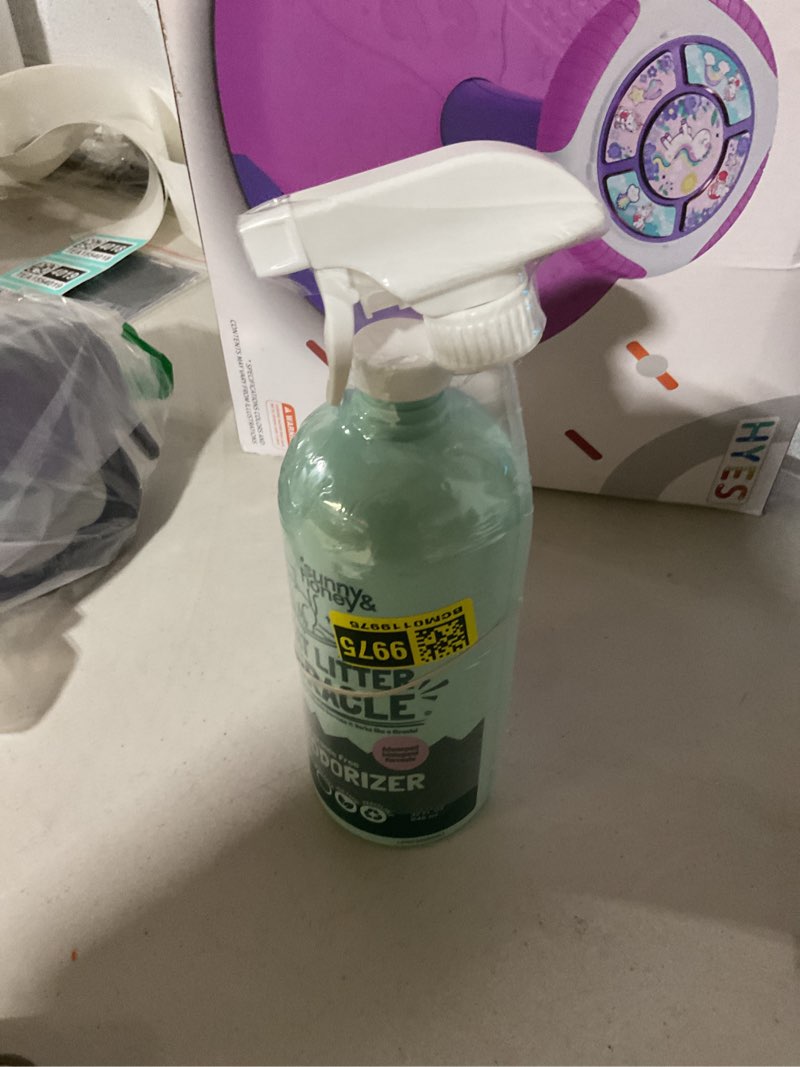 Condition photo showing Good Condition for sunny & honey cat litter deodorizer spray - 32 fl oz unscented - fragrance-free pet-safe formula - neutralizes litter box smells at source